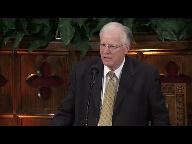 Seeing Beyond Ourselves | Pastor Lutzer