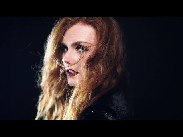 "Sweet Dreams / Tainted Love" Eurythmics & Soft Cell MASHUP | Maddy Newton