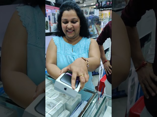 Happy customer in City Choice Burdubai #cheapest #apple #dubai #iphone #trending #iphone14