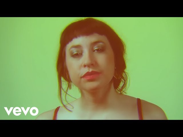 Møme - Aloha (Official Music Video) ft. Merryn Jeann