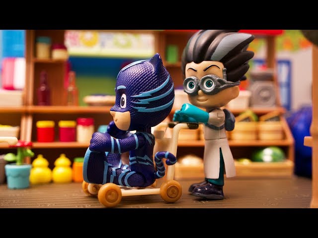 PJ Masks Catboy saves the Monkey Romeo Toys