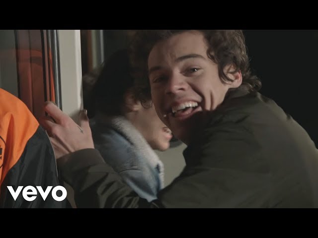 One Direction - Midnight Memories (Behind The Scenes Part 3)