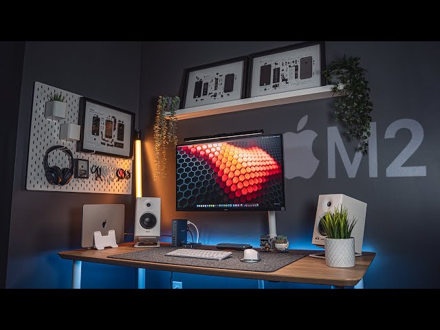 Turning My M2 MacBook Air Into The ULTIMATE Desktop Desk Setup!