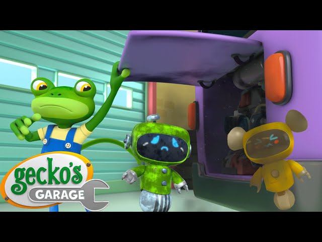 Bobby Needs Help!! | Gecko's Garage 3D | Robot Cartoons for Kids | Moonbug Kids