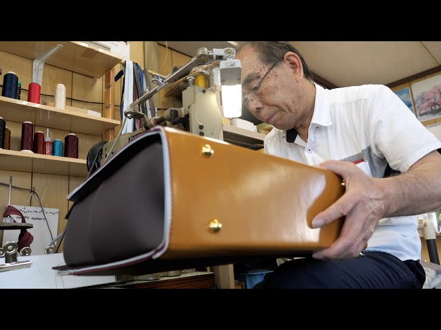 Legendary bag craftsman! Manufacturing process of bags for insurance sales jobs