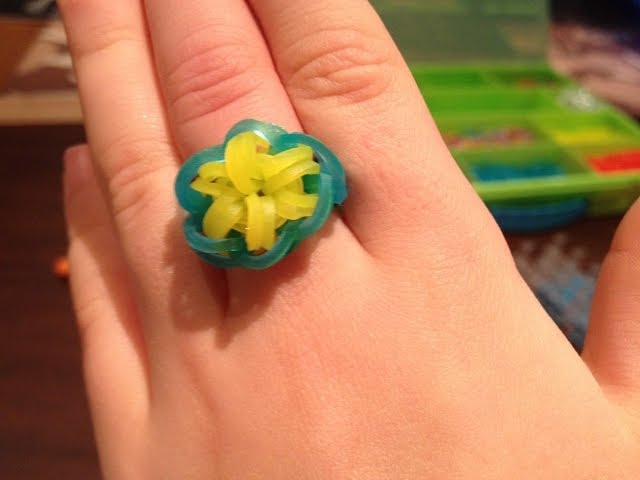 HOW TO: MAKE A RAINBOW LOOM COLOURFUL STARBURST RING