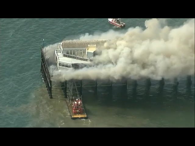 Massive fire breaks out on Oceanside Pier