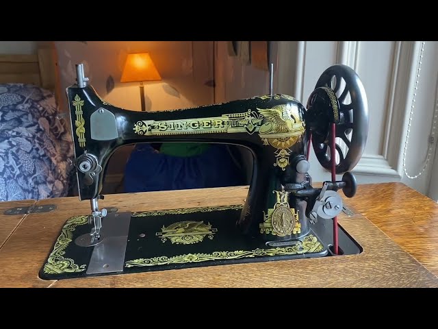 Operation of a singer 27 or 28 treadle.