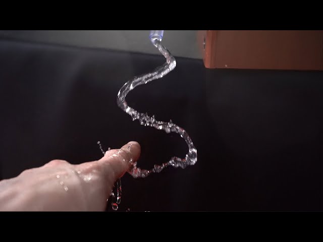 16 amazing Water Tricks & Experiments