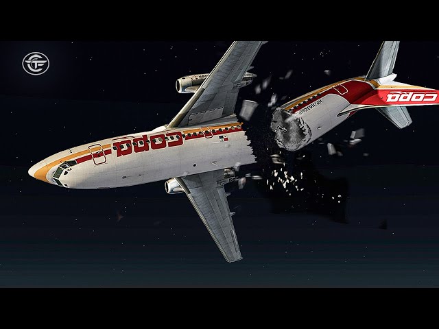 Boeing 737 Breaks Up in Mid-Flight | Disintegrating and Falling Apart Over Central America