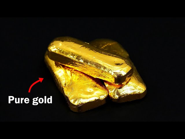 Turning old jewelry into pure gold bars