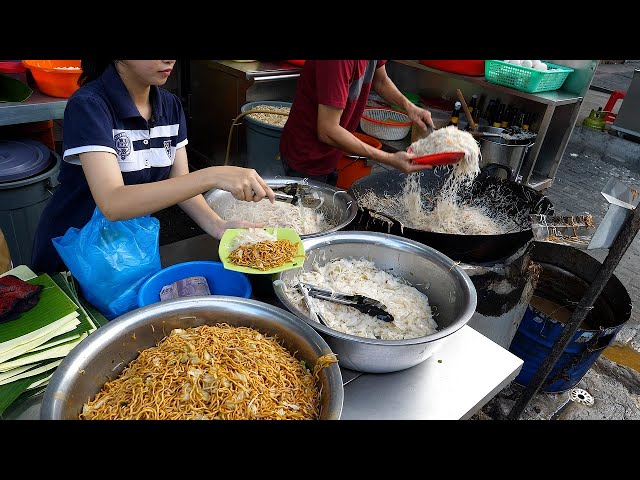 Run by a husband and wife with their 10-year-old daughter, 3 styles of fried noodles, Medan food