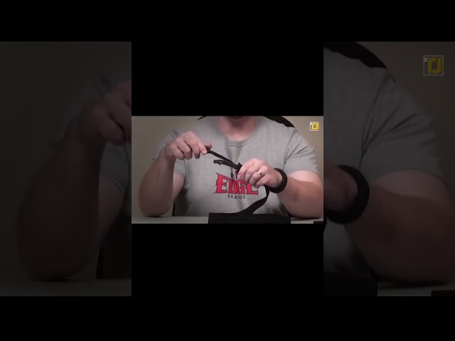 Belt With A Built-In Knife!