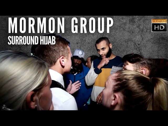 Mormon Group surround Mohammed Hijab! Mohammed Hijab Vs Mormon Group (Speakers Corner)