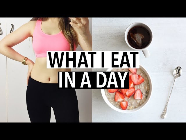 WHAT I EAT IN A DAY | How I Stay in Shape + Healthy Recipes!