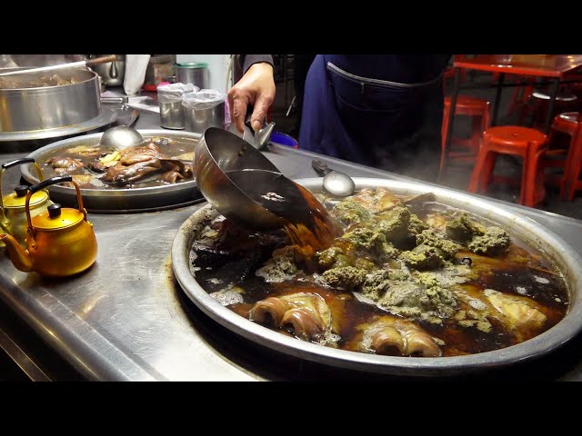 Taiwanese Street Food -Herbal Catfish Soup,Catfish Egg Soup,Ribs Stewed /當歸土虱,藥燉排骨 -Night Market