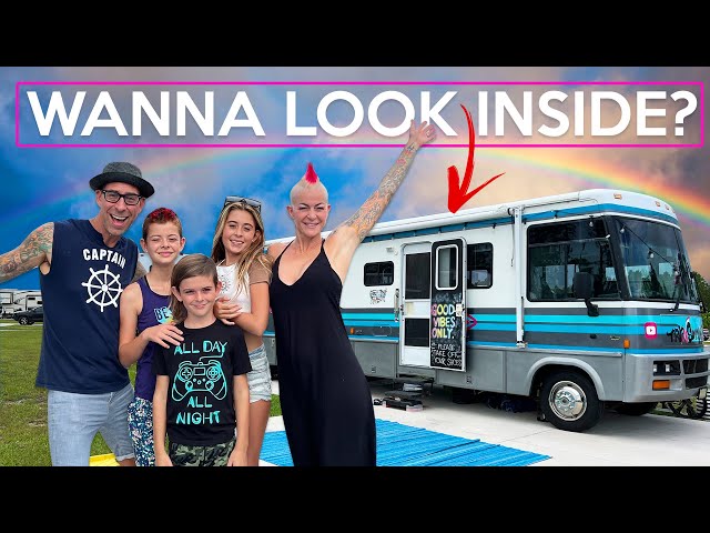 RV TOUR / Full-Time RV Living / FAMILY OF 5 / 7 YEARS LATER