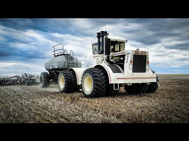 Big Bud Tractor Restoration 2 - Time Lapse  - Welker Farms Inc