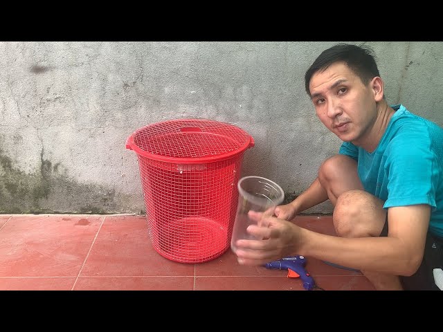 Instructions for making mouse traps with plastic buckets