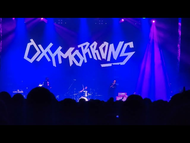 Oxymorrons - Look alive, Palladium Cologne, 11/23/2023