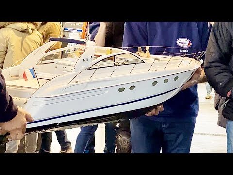 RC YACHTS IN DETAIL MARINA CRANE TRANSPORT RC BOAT