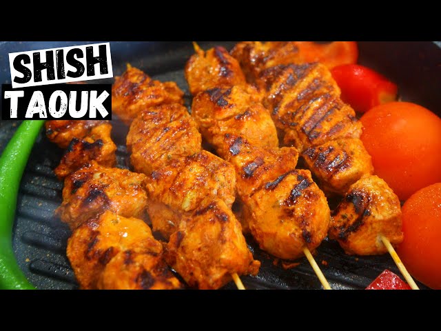The SHISH TAOUK Marinade Recipe you NEED to Try! Easy Chicken Skewers with Yogurt, Garlic and Lemon!