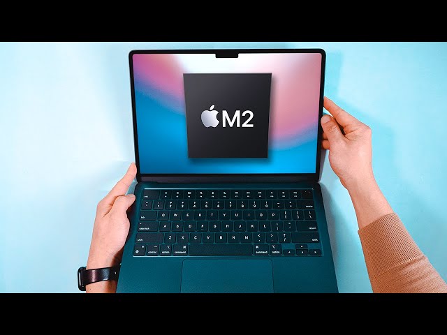 MacBook Air M2 – Unboxing, Setup & First Impressions
