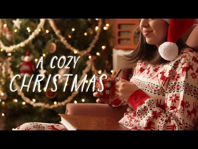 A Cozy Cottagecore Christmas: vintage Christmas train, DIY decorating & festive activities