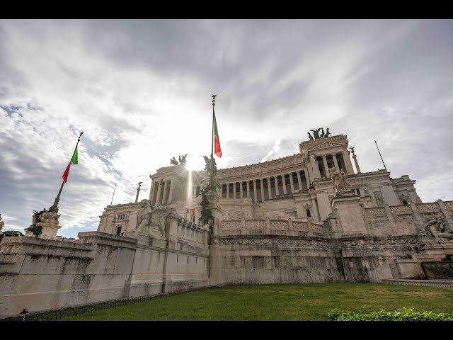 4K 60fps Rome Italy, multiple monuments, relaxing 2 hour walk.