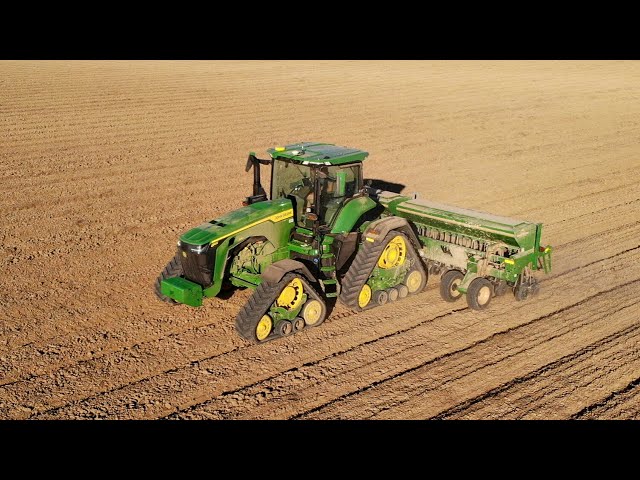 Planting Cover Crop With The New John Deere 8RX 340