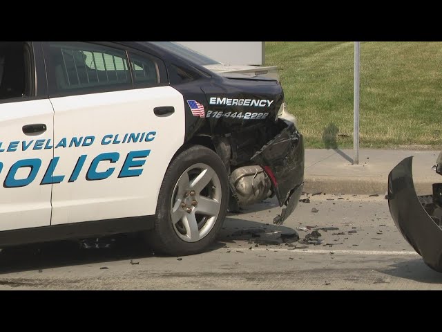 Cleveland Clinic: Officer injured after suspected stolen vehicle crashes into police car
