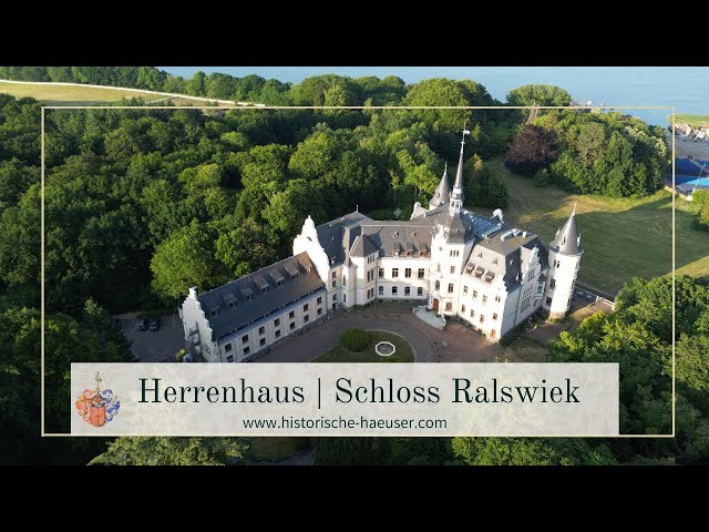 Herrenhaus | Schloss Ralswiek in Mecklenburg-Vorpommern
