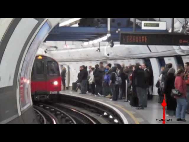 A moment London Underground [HD]
