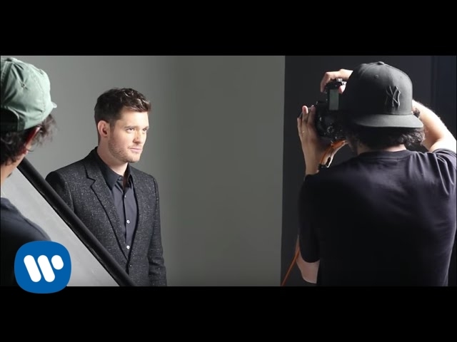 Michael Bublé - Behind The Scenes Of The Nobody But Me Photoshoot [EXTRAS]