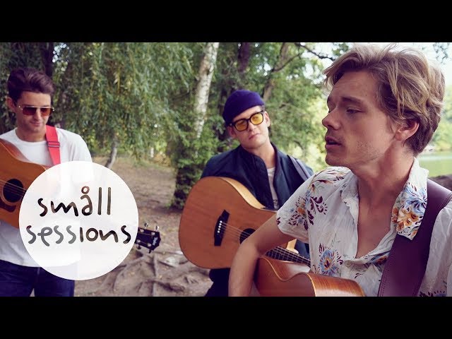 Sons Of The East - Into The Sun (acoustic) | Småll Sessions