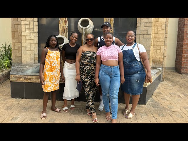 Last Saturday in Zimbabwe|Lunch at Rocco mamas|Eastgatemall.
