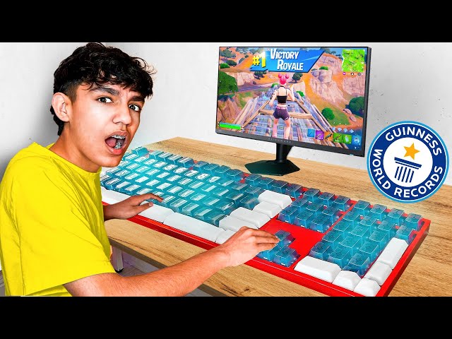 Using The Worlds BIGGEST Keyboard To Play Ranked Fortnite! (5x Bigger)