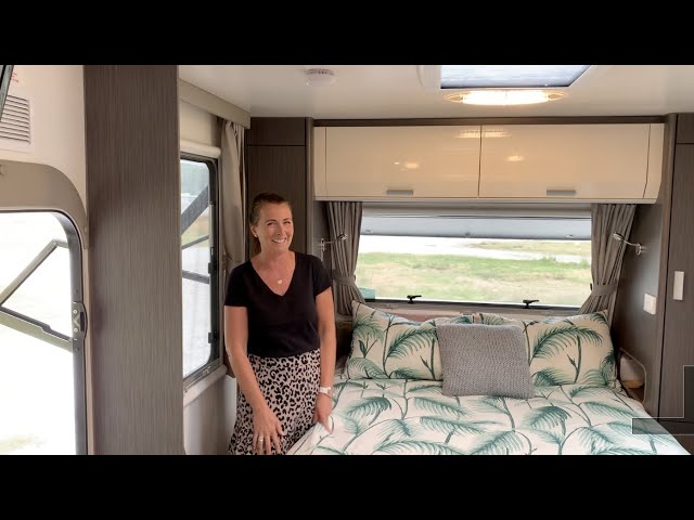 EXPLORE THE INSIDE OF OUR CARAVAN  |  Jayco Journey Outback 22.68-1 | Our 'Home On Wheels'