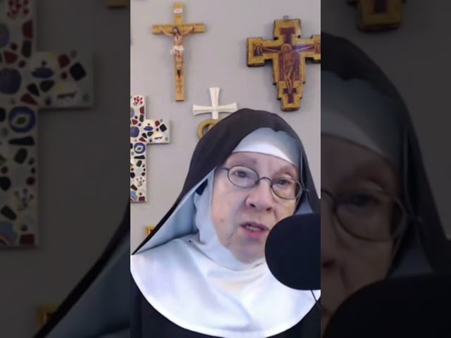 Catholic Nun: BILL GATES IS BUYING UP PROPERTY! Don't Give Yours Up!