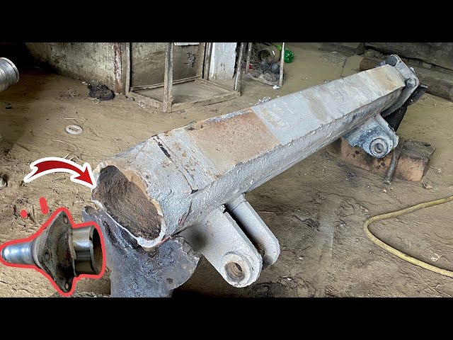 The spindle of the truck axle broke under heavy loading but the mechanic made it very strong