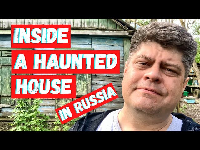 Inside A Haunted House | In Abandoned Russian Village