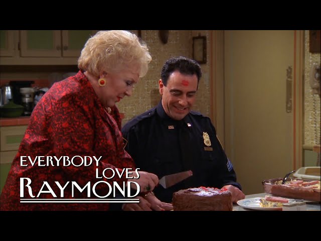 Robert Is The New Favorite | Everybody Loves Raymond