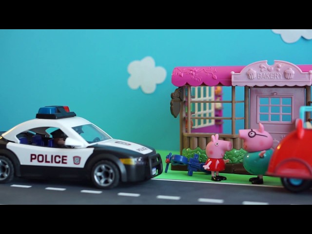 Peppa Pig Video Rides a Scooter