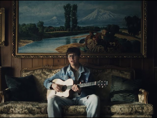 David Kushner - Mr. Forgettable [Official Music Video]