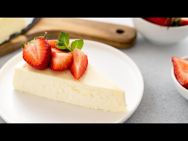 Low Carb Crustless Cheesecake [Super Simple & Easy]