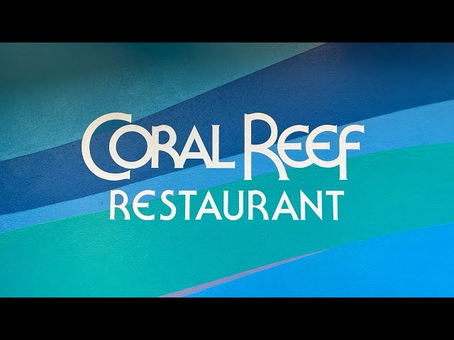 Eating at the Coral Reef Restaurant at EPCOT | Full Dining Experience