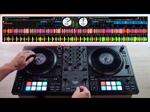 Pro DJ Does EPIC 5 Minute Tech House Mix