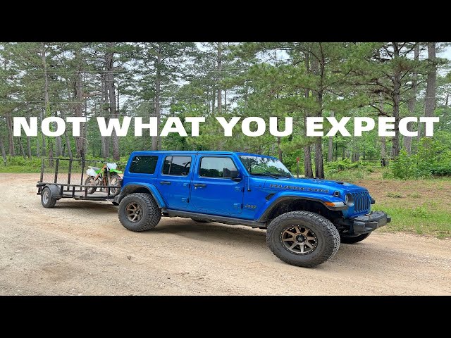 How Does the 392 Wrangler Handle Light Towing?