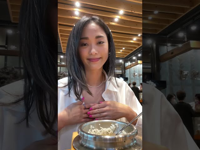 DOOBYVLOG l Lunch Date with Mom ft. Korean Food