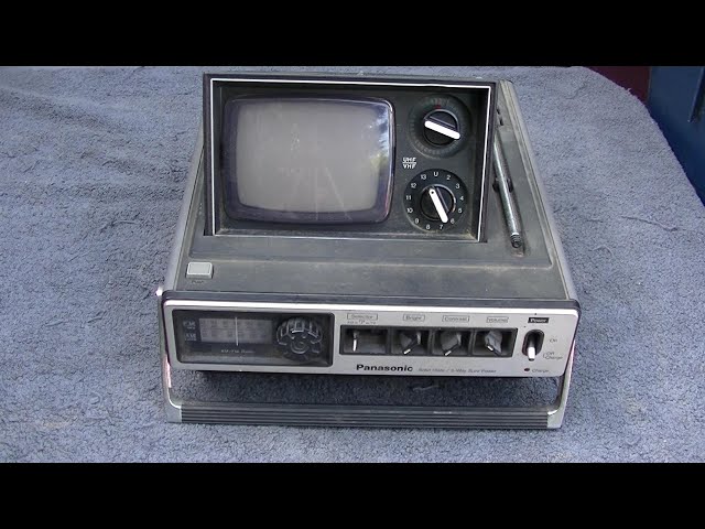 1977 Panasonic TR535 Portable Pop UP 5 Inch Television AM FM Radio And Test